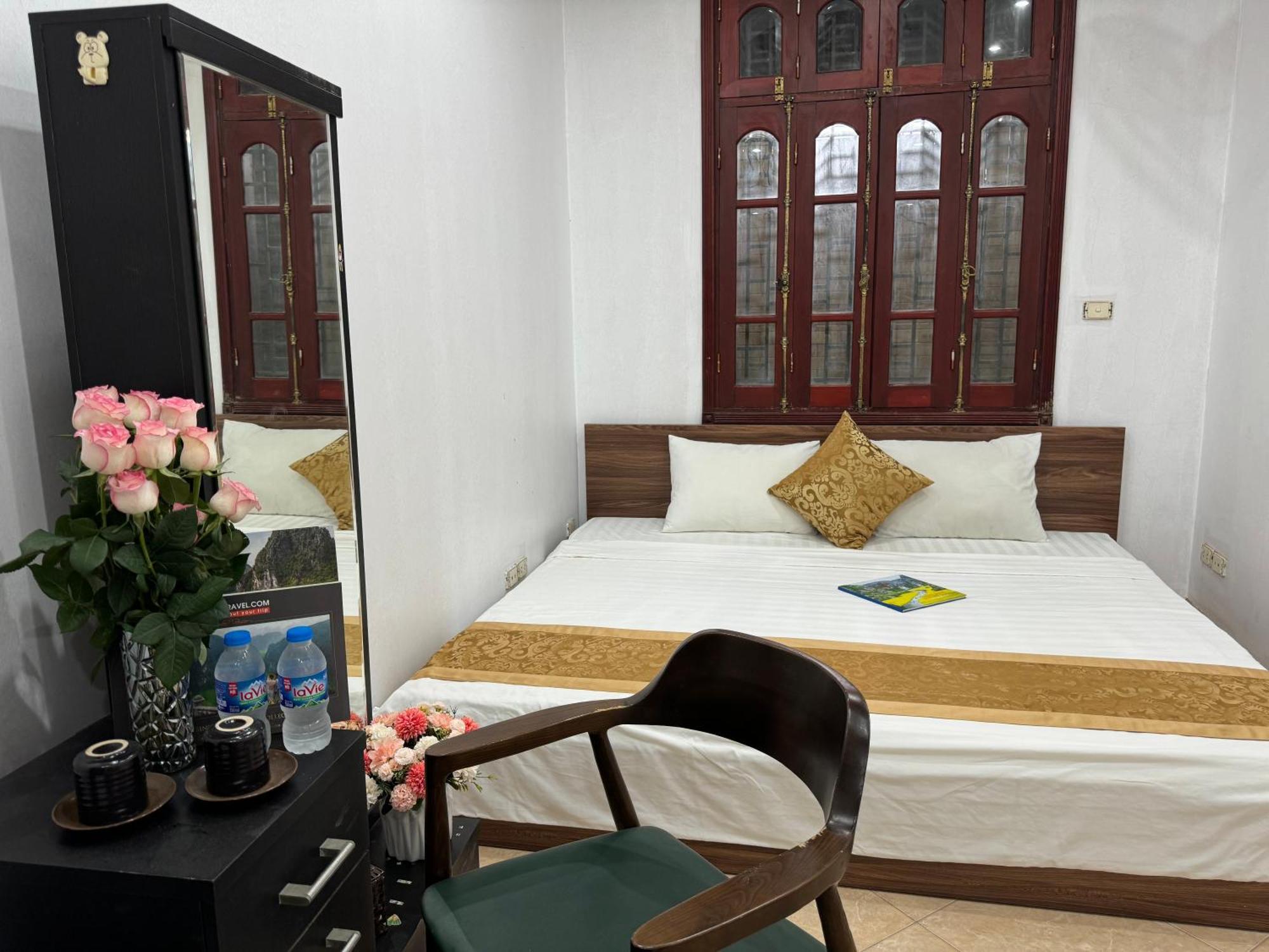 Quynh Moon Homestay ハノイ市 エクステリア 写真